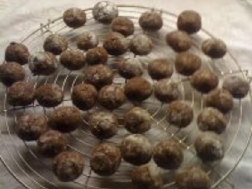 Schokokugeln Weihnachtsplätzchen - Rezept mit Bild - kochbar.de