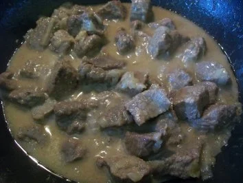 Zwiebelfleisch aus dem Backofen - Rezept - Bild Nr. 3