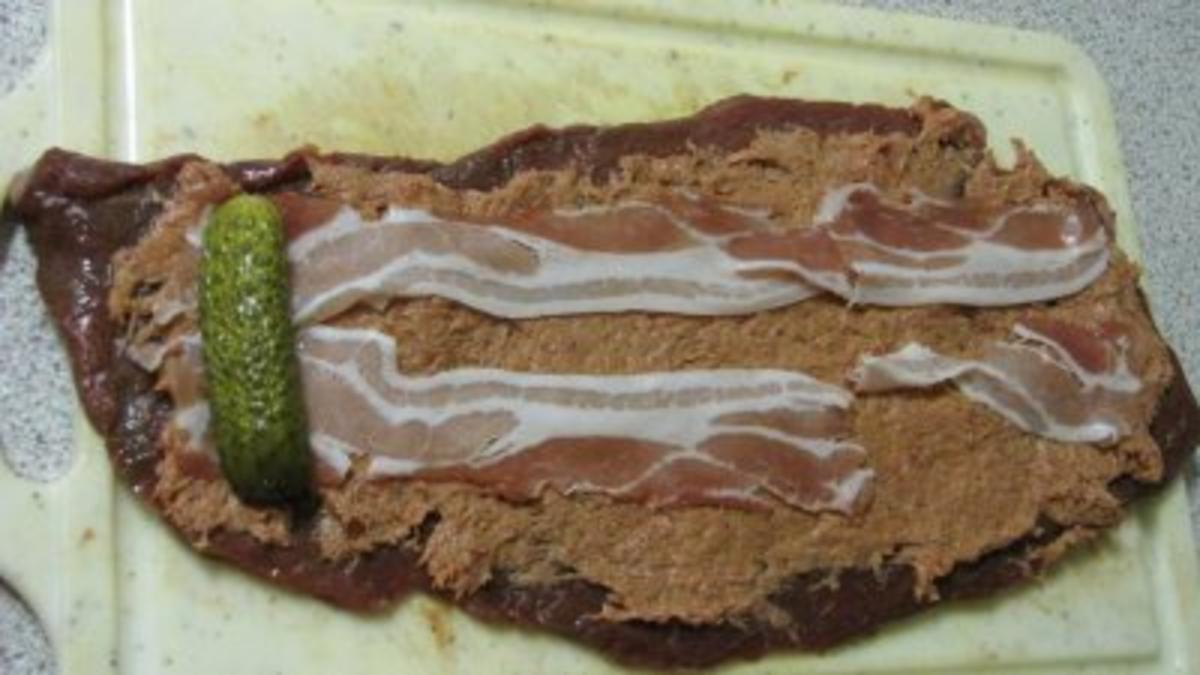 Rinderroulade mit Fleischfarce - Rezept - kochbar.de