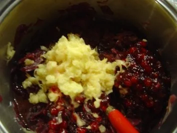 Rezept: Wildpreiselbeer-Rotkohl, einfach und lecker... Bild Nr. 2 Wildpreiselbeer-Rotkohl, einfach und lecker... - Rezept - Bild Nr. 2