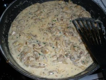 Pasta -  Tortellini mit Weißwein-Sahne-Soße - Rezept - Bild Nr. 3