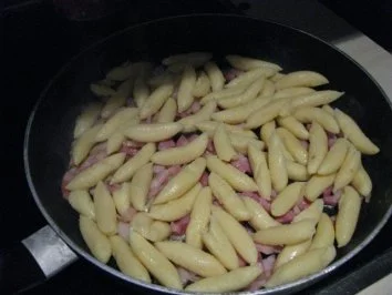 Rezept: Krautschupfnudeln Bild Nr. 4 Krautschupfnudeln - Rezept - Bild Nr. 4