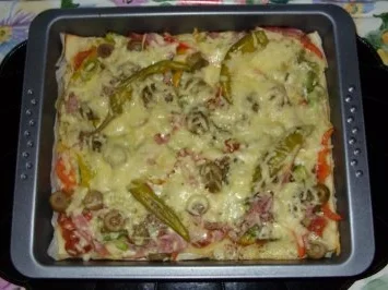 Pizza gleich 2x  a la Linda - Rezept