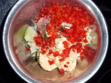 Gefüllter Fleischstrudel - Rezept - Bild Nr. 2