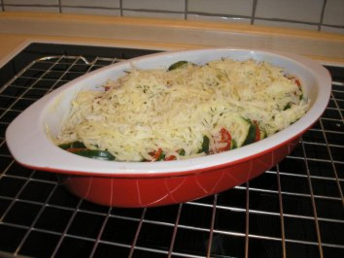 Zucchini Tomatengratin - einfach - 157 kcal/100g