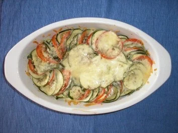 Rezept: Zucchini-Tomatengratin Bild Nr. 2 Zucchini-Tomatengratin - Rezept - Bild Nr. 2