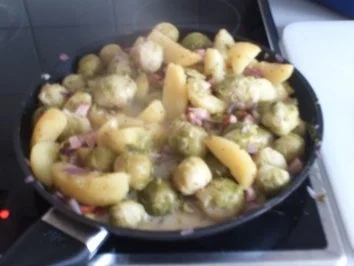 Rezept: Rosenkohlpfanne Rosenkohlpfanne - Rezept