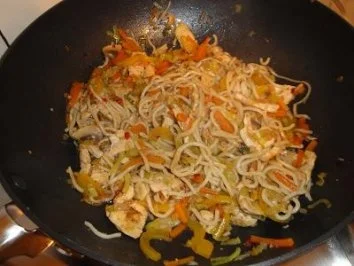 Wok mit Nudeln - Rezept