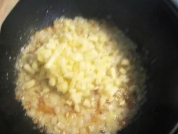 Rezept: Sauerkraut mit Speck und Zwiebel Bild Nr. 6 Sauerkraut mit Speck und Zwiebel - Rezept - Bild Nr. 6