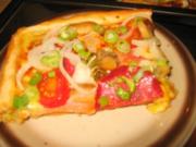 Pizza: Halb Knobi-Zwiebel, halb Sardellen Pizza! - Rezept