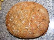 Kikis kerniges Roggenbrot - Rezept