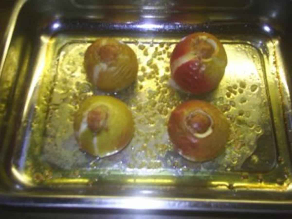 Dessert - Bratapfel mit Vanillesoße - Rezept - Bild Nr. 3