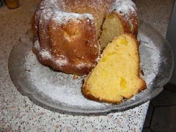 GUGELHUPF mit Orangen - Rezept