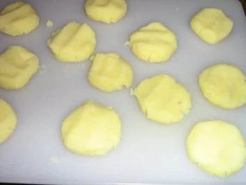 Reis-Spätzle-Pfanne mit Kartoffeltalern - Rezept - Bild Nr. 3