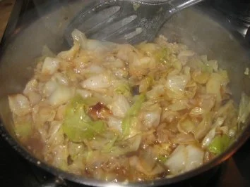 Rezept: Beilage: Gebratener Spitzkohl Beilage: Gebratener Spitzkohl - Rezept