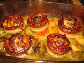 Fleisch: Zwiebel-Knoblauch-Wickel mit Krusteln! - Rezept