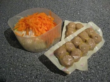 Fleischsuppe mit Markklösschen & Croutons - Rezept - Bild Nr. 3