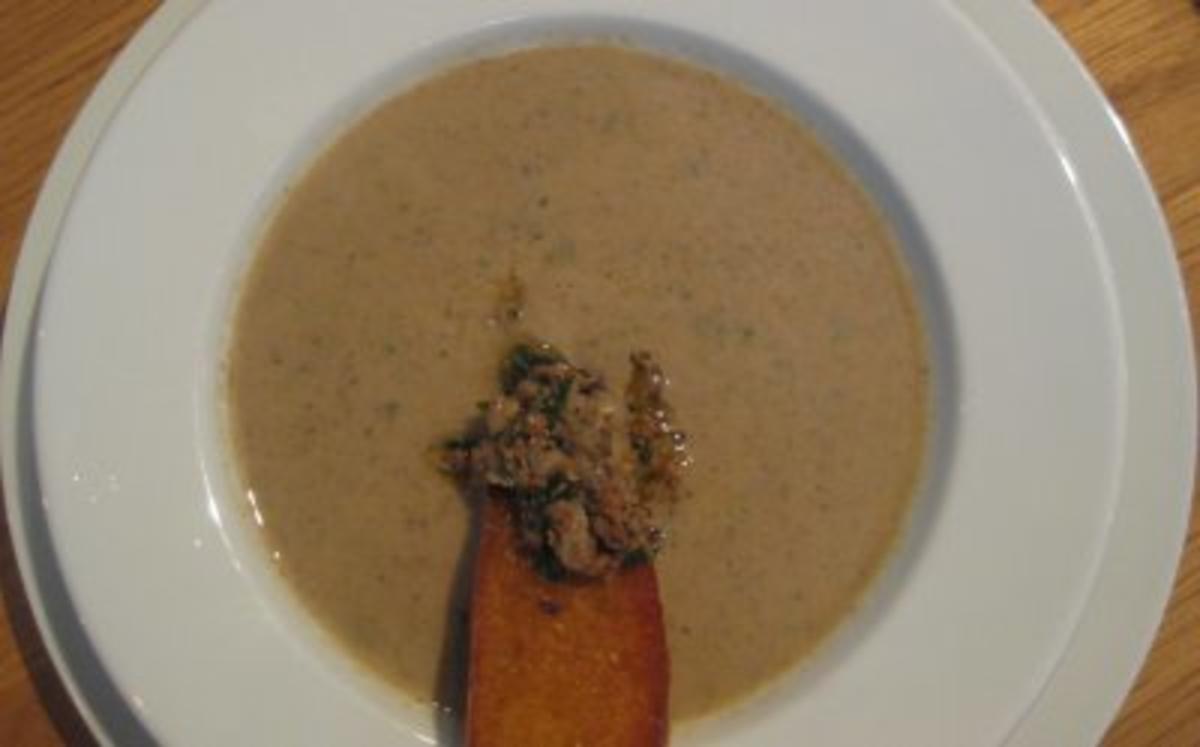 Die einzig wahre Pilzsuppe - Rezept mit Bild - kochbar.de