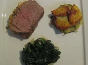 Rezept: Chateaubriand mit Krรคuterkruste und Parmesan, Rucola-Kartoffel-gratin und Blattspinat Chateaubriand mit Krรคuterkruste und Parmesan, Rucola-Kartoffel-gratin und Blattspinat - Rezept