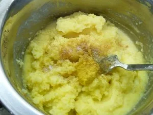 Lauchstangen im Käse- Schinkenmantel auf Kartoffelpüree - Rezept - Bild Nr. 7