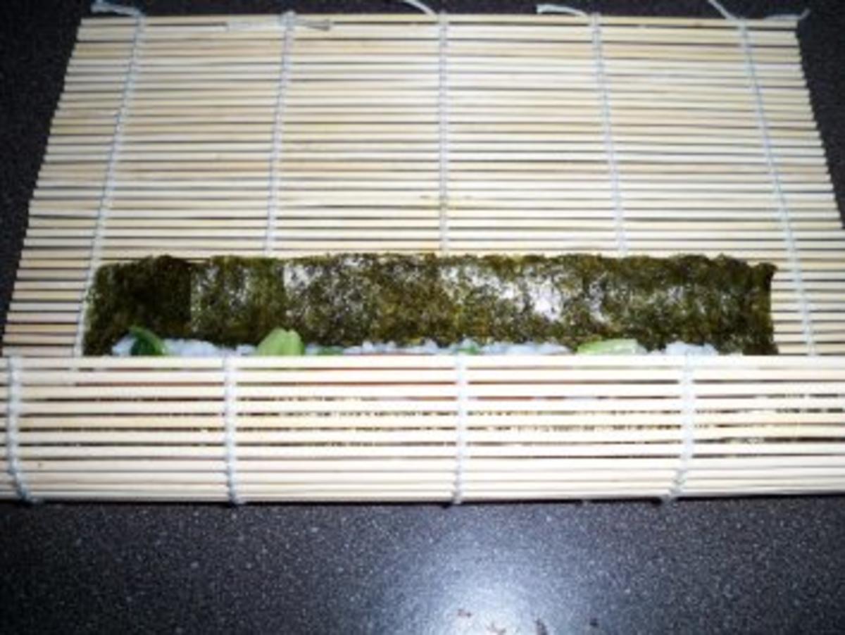Sushi mit Chinakohl und Räucherlachs - Rezept - Bild Nr. 6