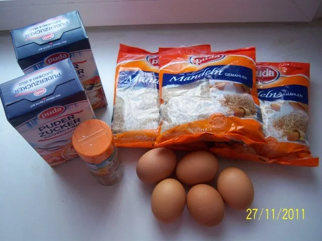 Rezept: Zimtsterne Bild Nr. 2 Zimtsterne - Rezept - Bild Nr. 2