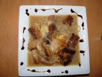 Überbackene Zwiebelsuppe - Rezept