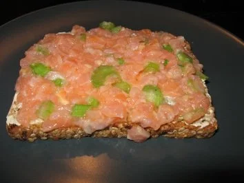 Räucherlachs-Tatar "alte Version" - Rezept - Bild Nr. 2