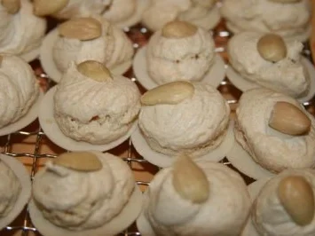 Mandel Makronen Weihnachtsplätzchen - Rezept