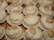 Rezept: Mandel Makronen Weihnachtsplätzchen Mandel Makronen Weihnachtsplätzchen - Rezept