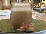 Birnenschaumsüppchen und Dominostein von der Entenbrust - Rezept