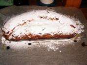 Quarkstollen mit Marzipanrolle - Rezept