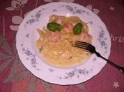 Riesengarnelen auf Bandnudeln mit Basilikumsahne - Rezept