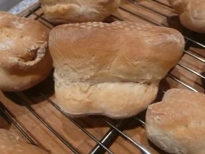 Pizzakatzes Krustensemmeln - Rezept - Bild Nr. 2