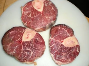 Rezept: FLEISCH: Osso Buco a la Emi Bild Nr. 2 FLEISCH: Osso Buco a la Emi - Rezept - Bild Nr. 2