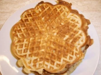 Rezept: Waffeln mit Äpfeln und Nüssen Bild Nr. 6 Waffeln mit Äpfeln und Nüssen - Rezept - Bild Nr. 6