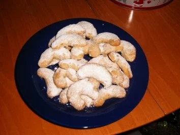 Rezept: Meine Lieblings - Vanillekipferl Bild Nr. 2 Meine Lieblings - Vanillekipferl - Rezept - Bild Nr. 2