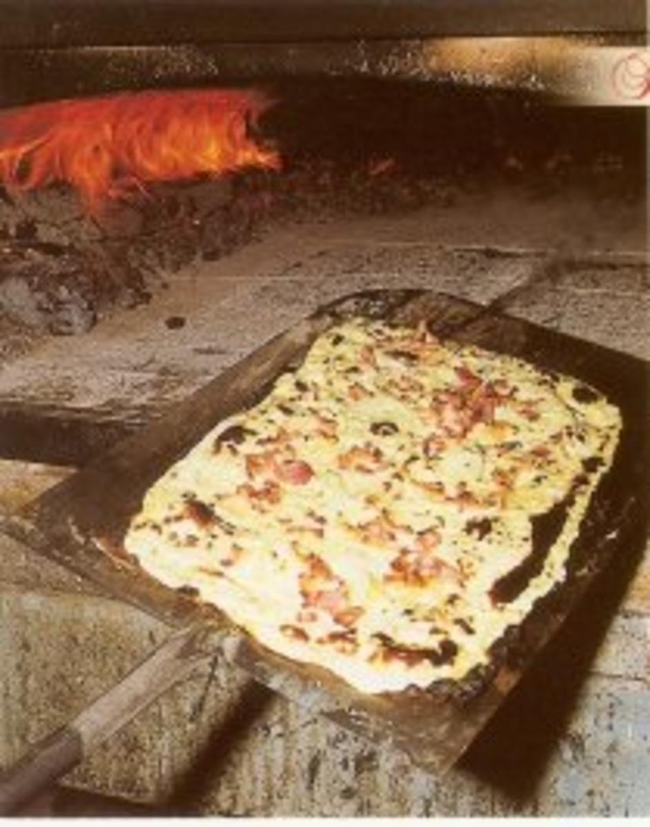 Bilder für Flammkuchen mit Mehl und frische Hefe - Rezept