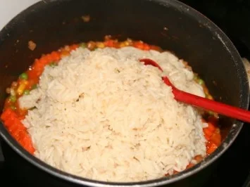 Chicken-Nuggets auf Gemüsereis - Rezept - Bild Nr. 4