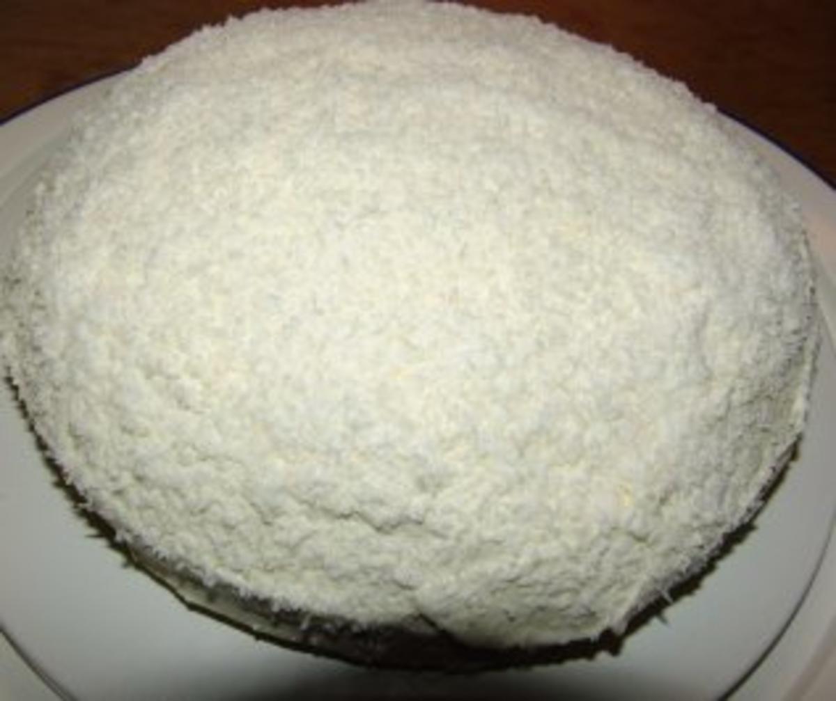 Weiße Schokoladentorte mit Kokos - Rezept - kochbar.de