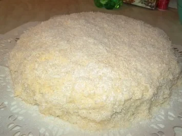 Rezept: Weiße Schokoladentorte mit Kokos Bild Nr. 3 Weiße Schokoladentorte mit Kokos - Rezept - Bild Nr. 3