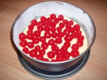 Rezept: Schneller Kirschkuchen Bild Nr. 2 Schneller Kirschkuchen - Rezept - Bild Nr. 2