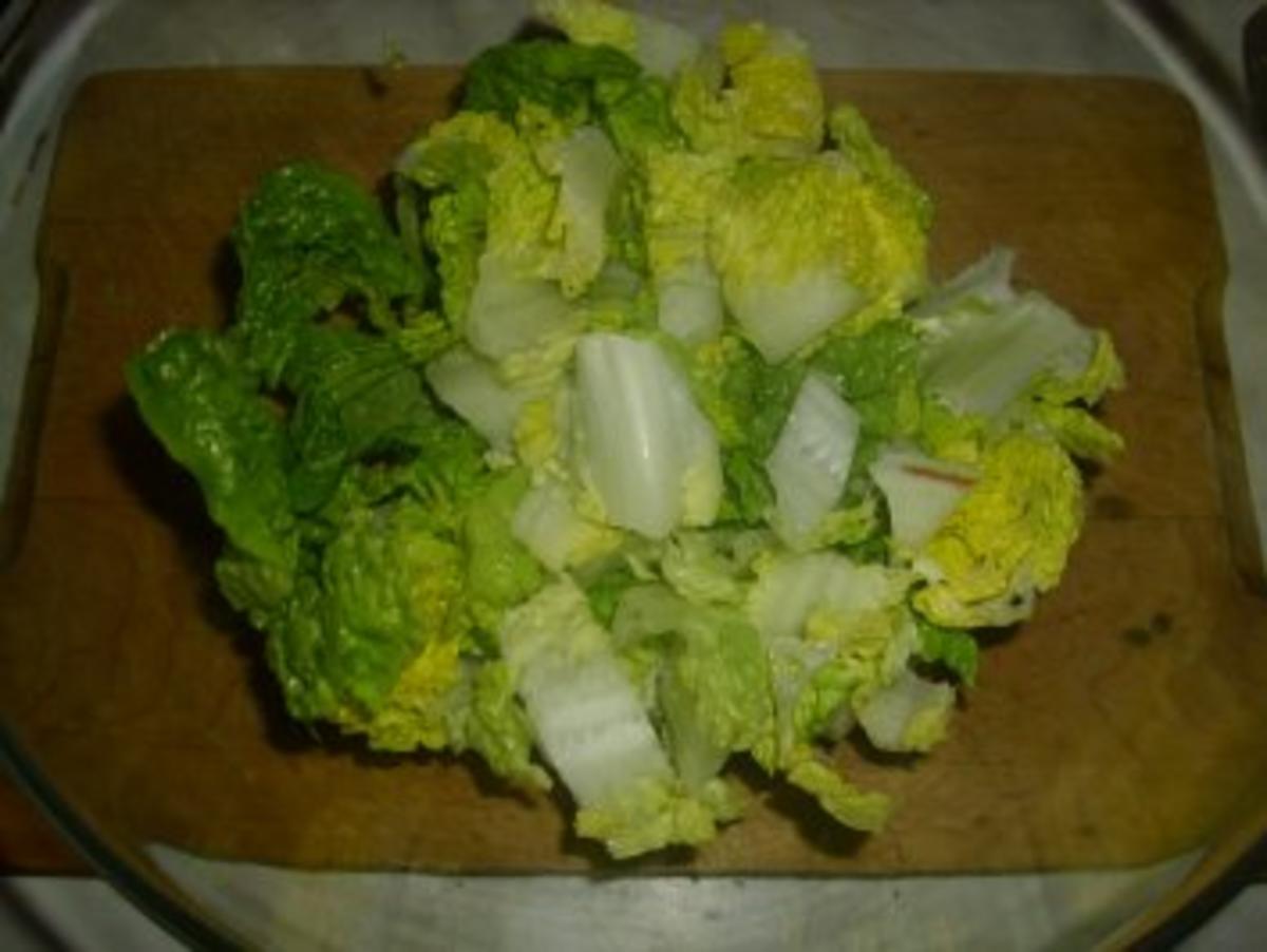 Panierte Mozzarella-Medaillons auf Salat - Rezept - Bild Nr. 7