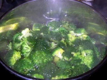 Rezept: Überbackener Broccoli Bild Nr. 2 Überbackener Broccoli - Rezept - Bild Nr. 2