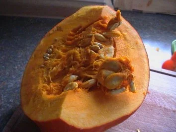 Rezept: Hähnchenschlegel mit Hokkaido-Kürbis Bild Nr. 3 Hähnchenschlegel mit Hokkaido-Kürbis - Rezept - Bild Nr. 3