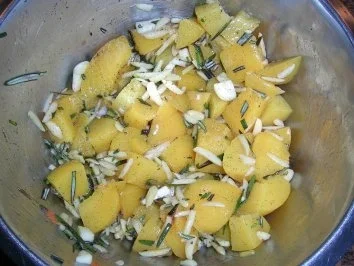 Rezept: Schmorhuhn mit Cranberry, Aprikosen, Mandeln an Gemüse Bild Nr. 4 Schmorhuhn mit Cranberry, Aprikosen, Mandeln an Gemüse - Rezept - Bild Nr. 4