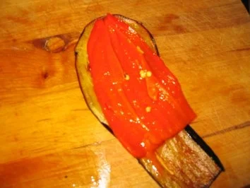 Auberginen -Paprikaröllchen mit Quark-Feta Füllung - Rezept - Bild Nr. 2