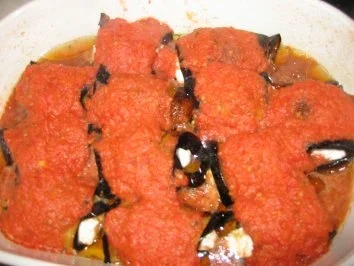 Auberginen -Paprikaröllchen mit Quark-Feta Füllung - Rezept