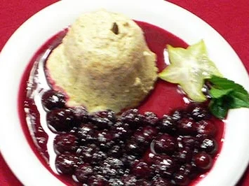 Kürbiskernparfait auf Schwarzbeertraum - Rezept