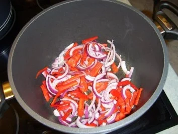 Szechuan-Hähnchenpfanne an Mie-Nudeln - Rezept - Bild Nr. 5